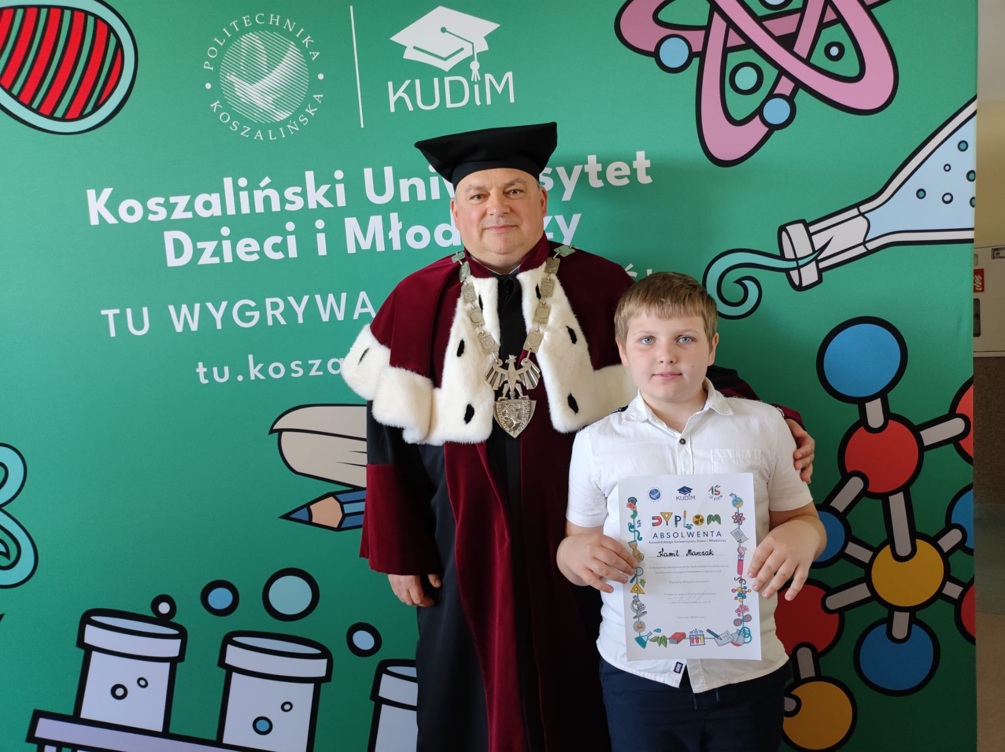 Kamil Marczak został absolwentem Koszalińskiego Uniwersytetu Dzieci i Młodzieży!